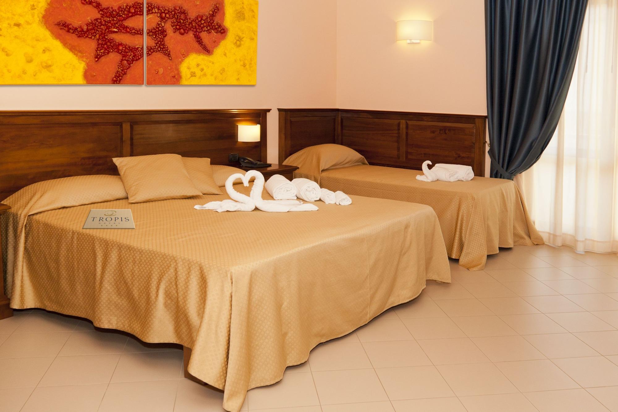 Hotel Tropis Тропея Экстерьер фото