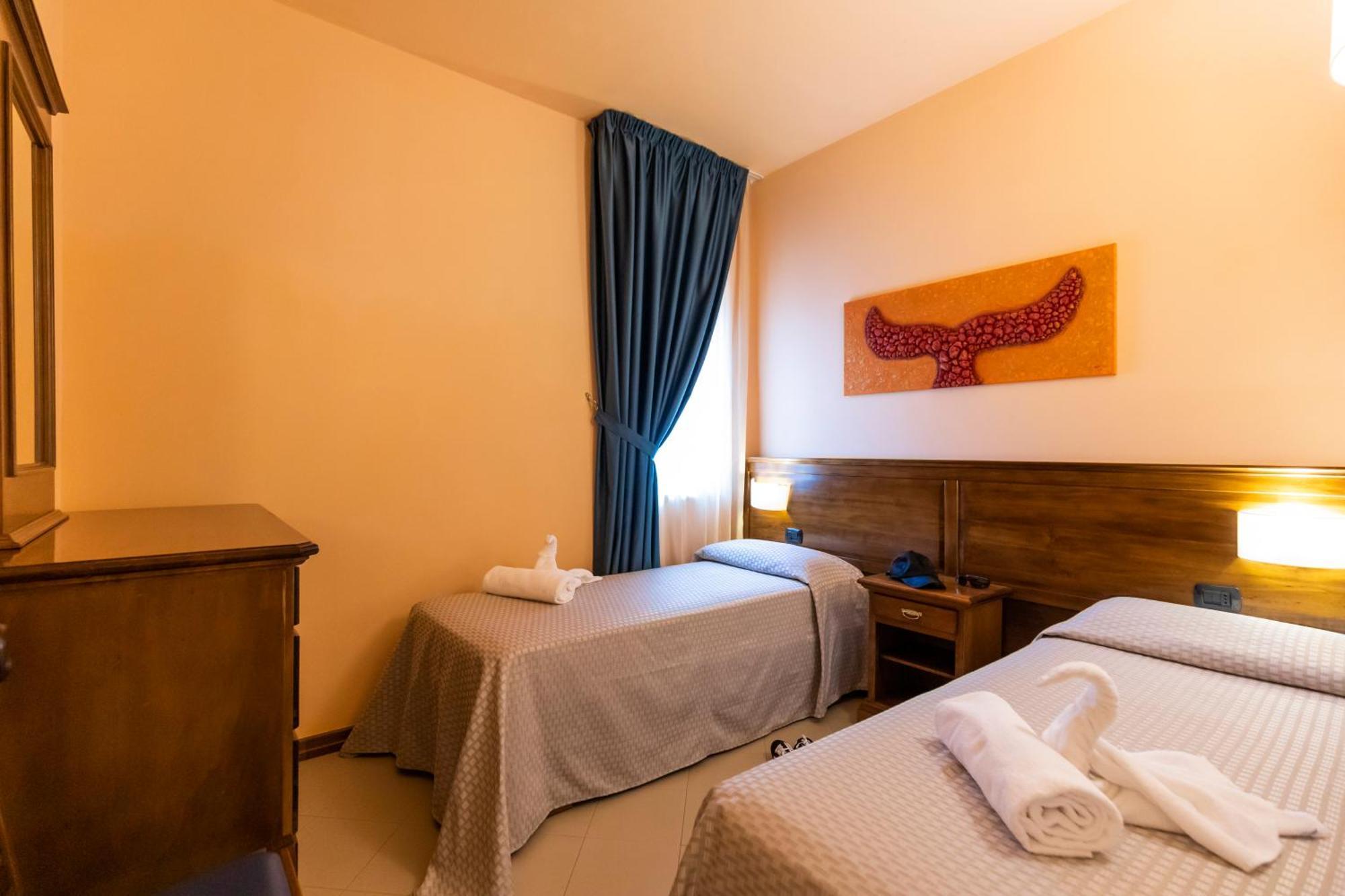 Hotel Tropis Тропея Экстерьер фото